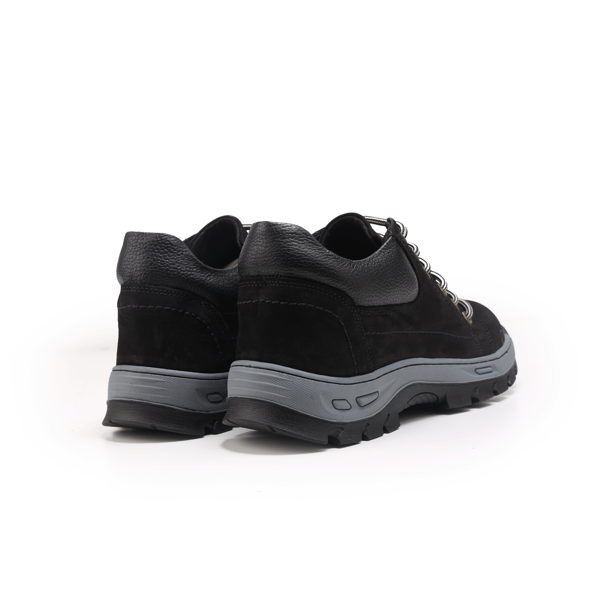 سيفتي ( البتار ) اسود شموازت جلد طبيعي ومقدمة حديد SF-025